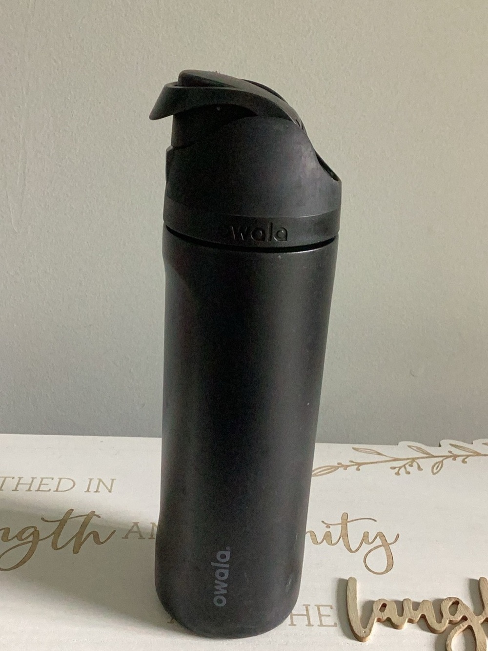 Matte Black Stainless Steel Water Bottle - 24oz